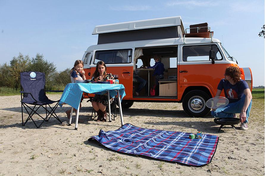 UNFERTIG Jetzt auch als Neuwagen - der VW T2 ist zurück!