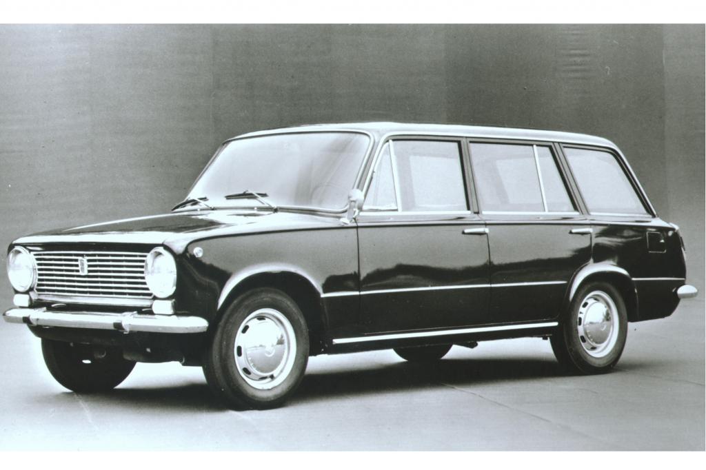 Unter dem Namen Familiare wurde ein Kombi angeboten