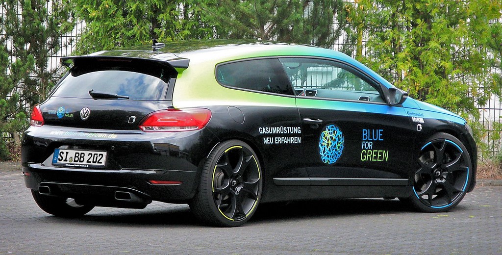 Von B & B getunter Volkswagen Scirocco 2.0 TSI mit Autogasanlage.