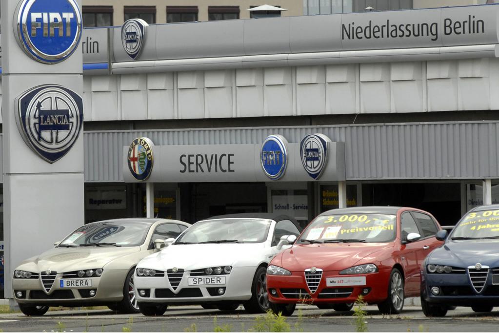 Zweierlei Autoverkäufer