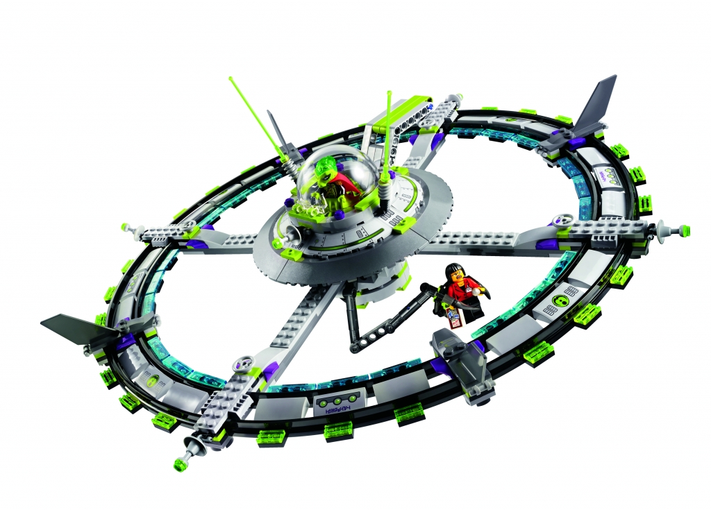 auto.de-Weihnachts-Gewinnspiel: Lego Ufo und Abwehrfahrzeug