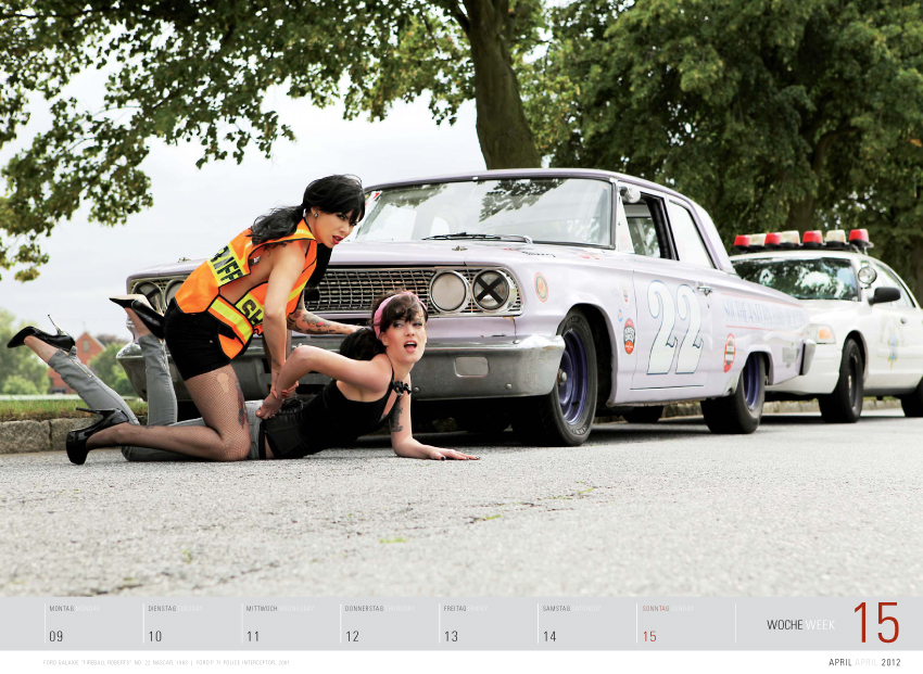 auto.de-Weihnachtsgewinnspiel: „Girls & Legendary US-Cars“ Kalender 2012