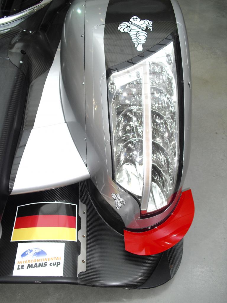 Auch bei Audis Le-Mans-Flitzer kommt es auf moderne Lichttechnik an.