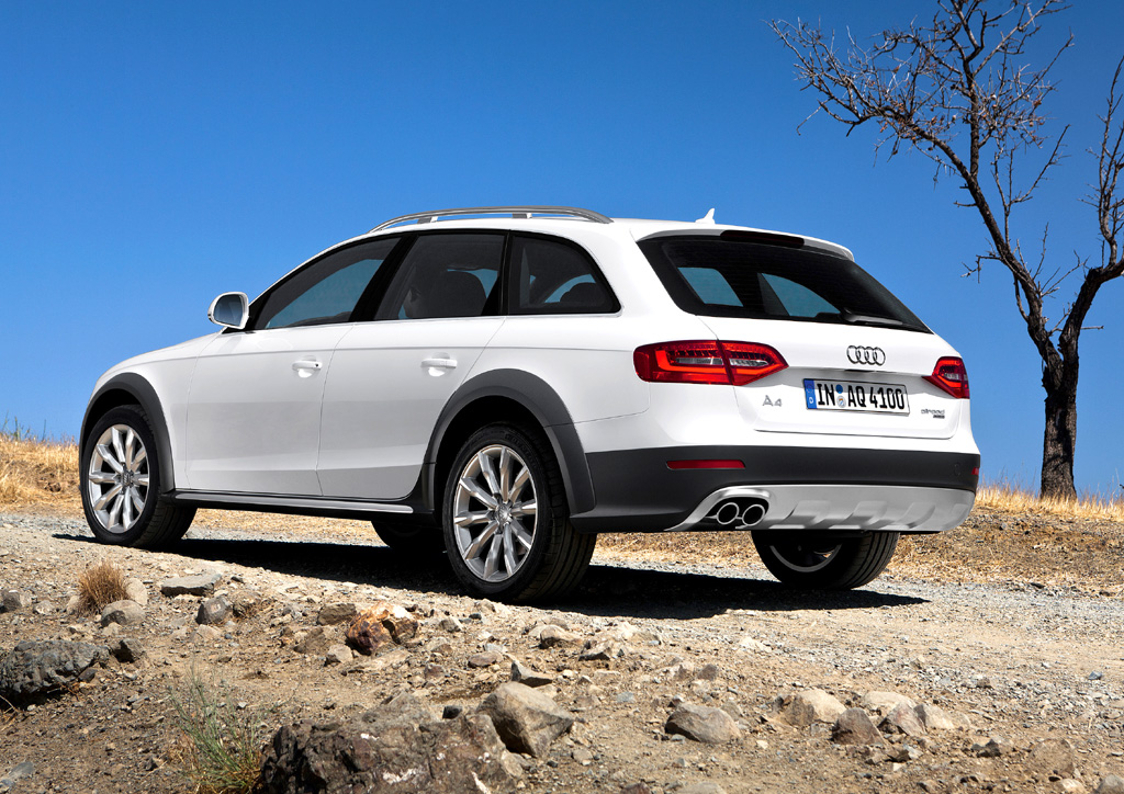 Audi A4: Heck-/Seitenansicht des Allroad Quattro. 