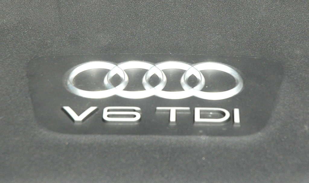 Audi A7 Sportback: ... 3,0-Liter-Sechszylinder-Selbstzünder. 