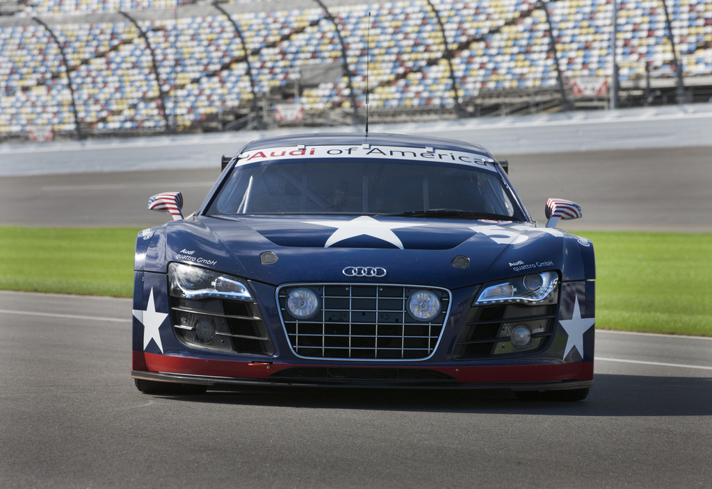 Audi R8 Grand-Am.