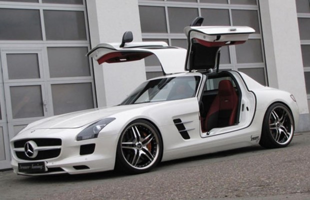 Aufgewerteter Mercedes AMG SLS