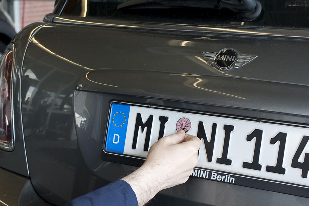 Auto: Rosa ist out