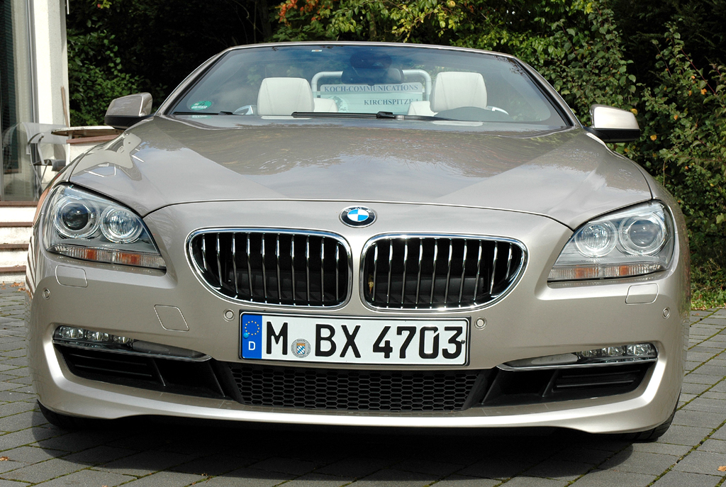 BMW 640i Cabrio: Blick auf die Frontpartie. 