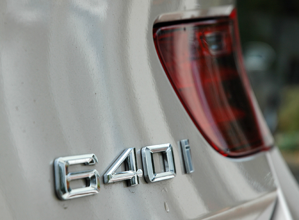 BMW 640i Cabrio: Modellschriftzug am Heck. 
