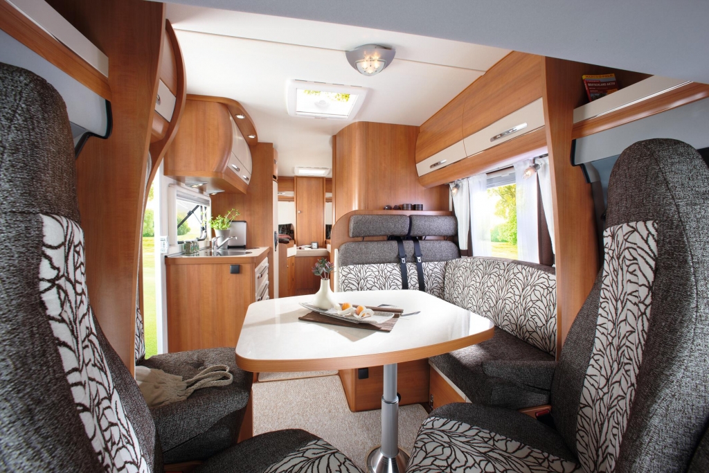 CMT Stuttgart 2012: Hobby Siesta – Reisemobile zum Sparpreis