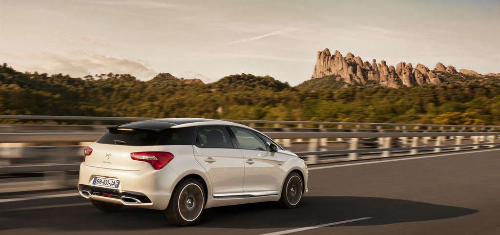 Citroen DS5.