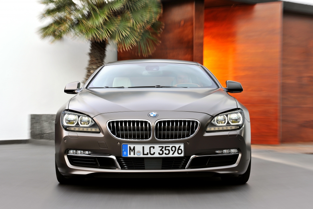 Der 640i hat einen 235 kW/320 PS starken 3,0-Liter-Sechszylinder-Benziner