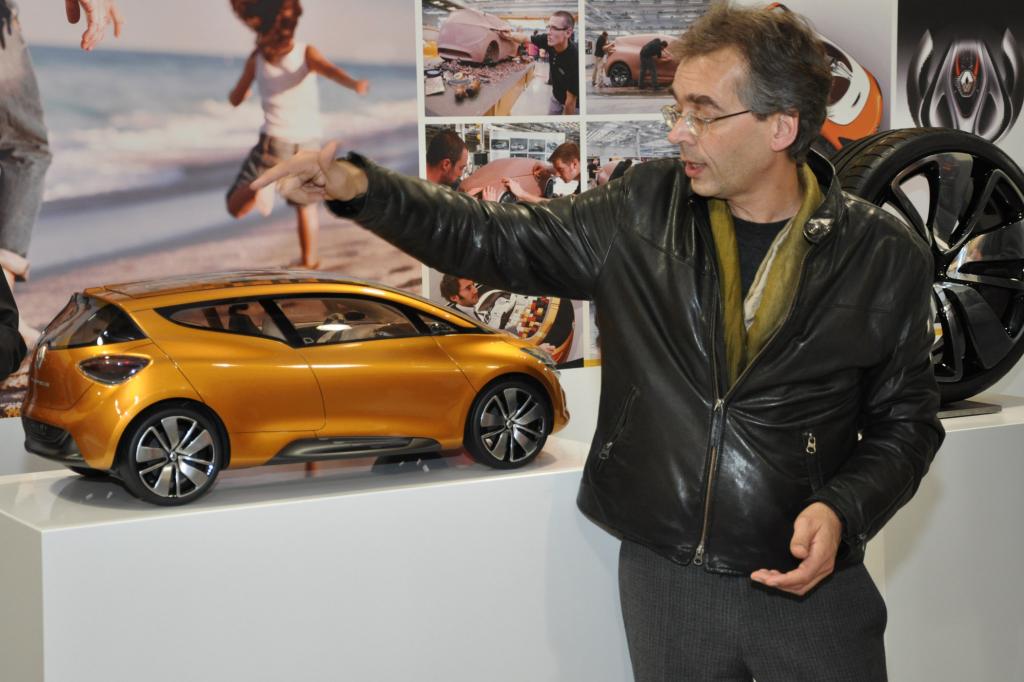 Designer Axel Breun erklärt das Modell