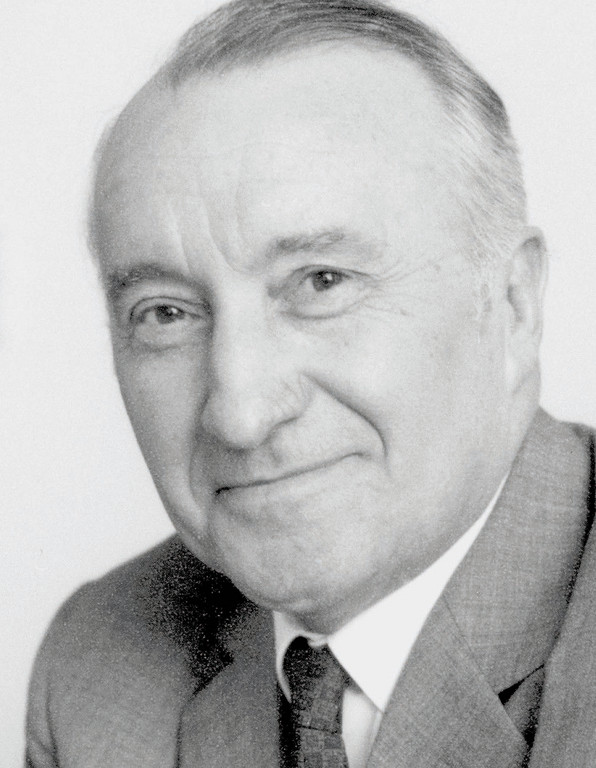 Dr. Ludwig Kraus.