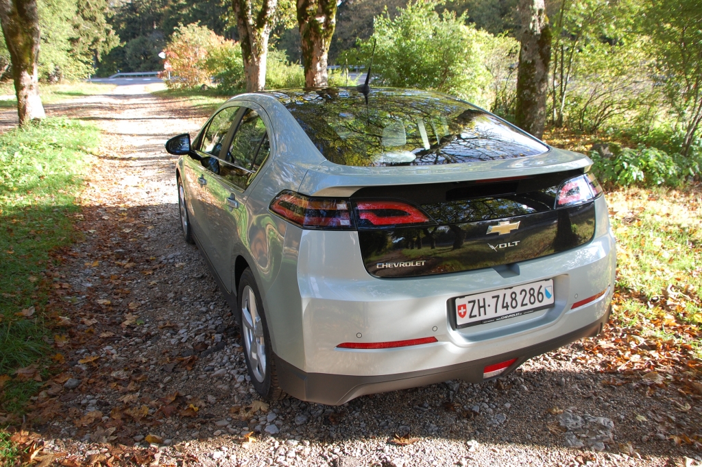 E-Auto-Neuzulassungen - Kaum Privatkäufer für Stromer