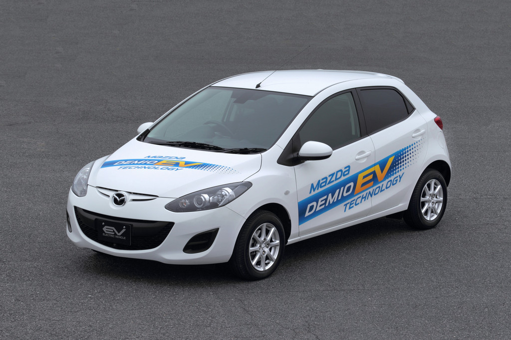 Erstes Mazda-Elektroauto - Leicht durch Japan