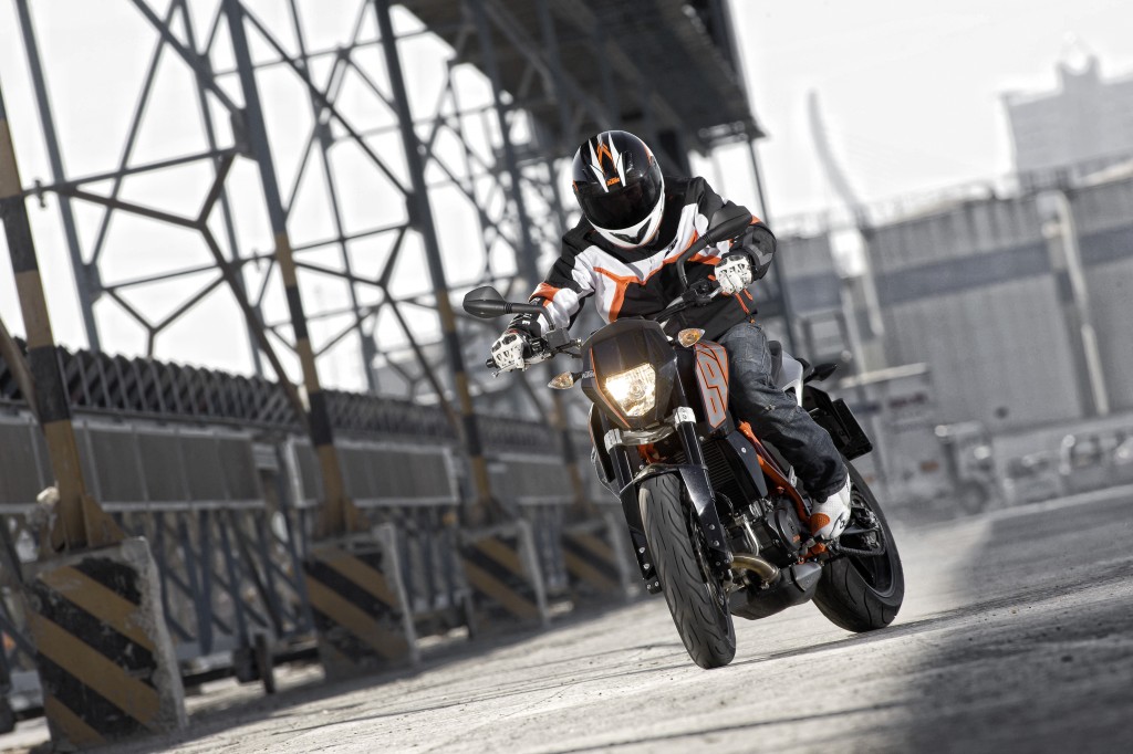 Fahrbericht KTM 690 Duke: Herzbube aus Österreich