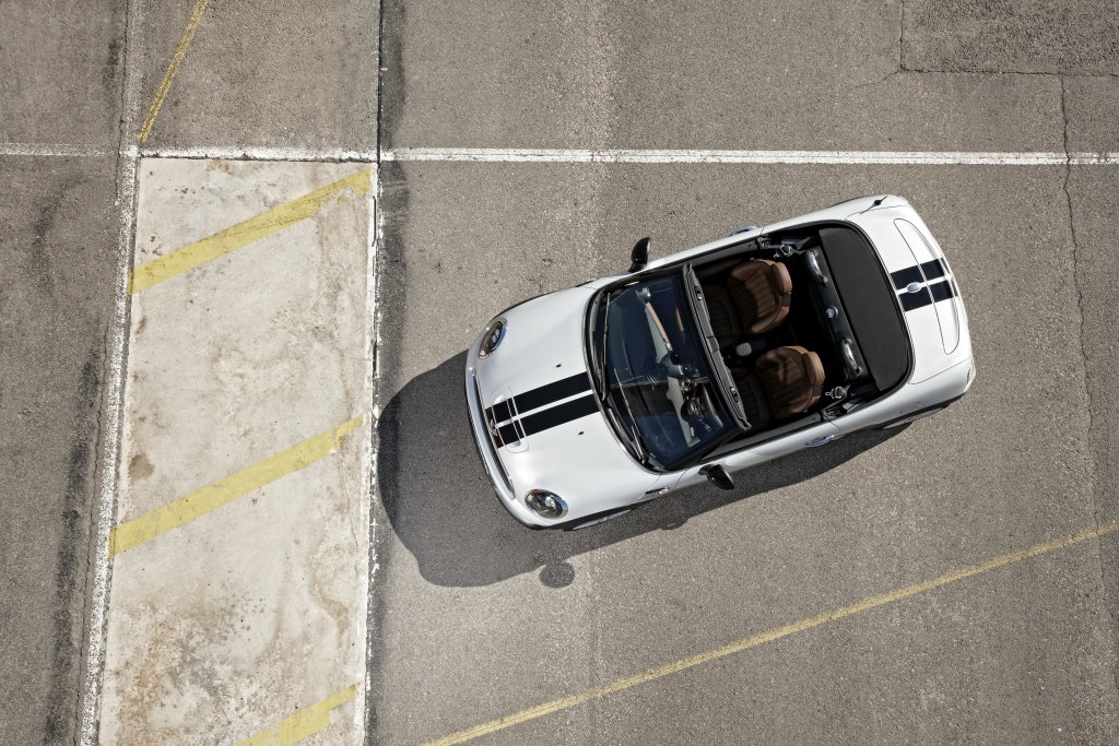 Fahrspaß für zwei im Mini Roadster