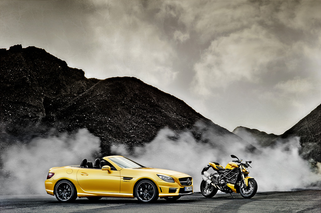 Ganz schön gelb: AMG und Ducati gemeinsam in Bologna