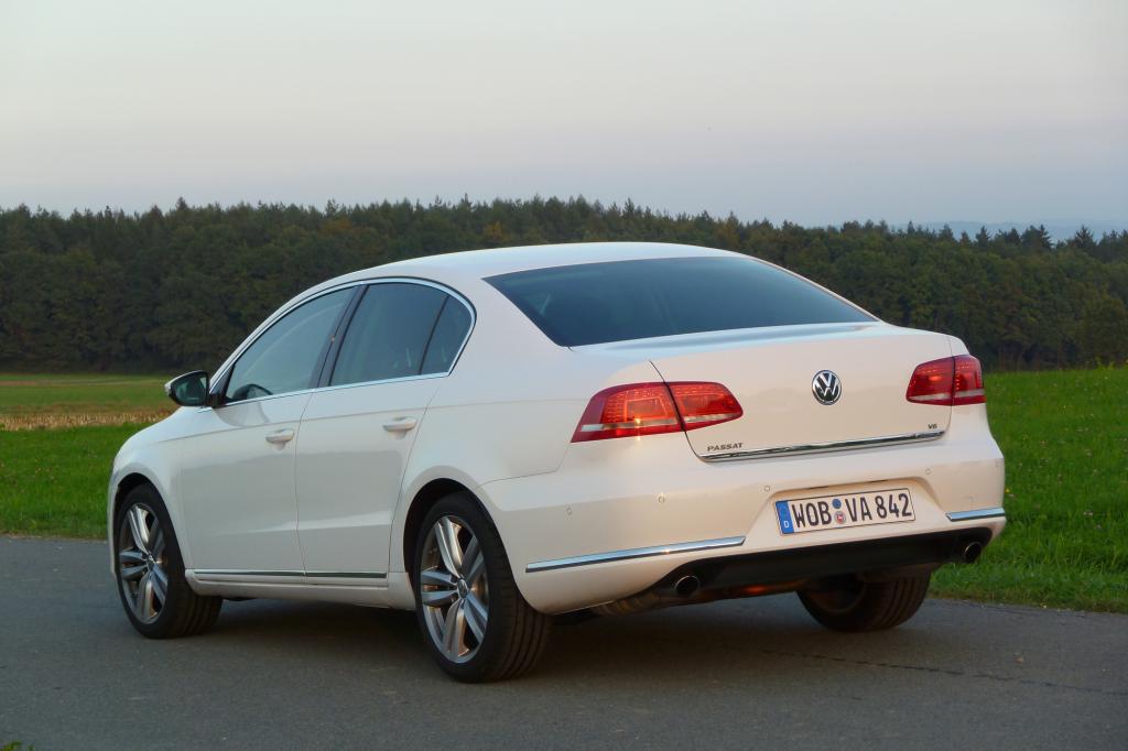 Lange Strecken lassen sich im Passat V6 derart entspannt zurücklegen