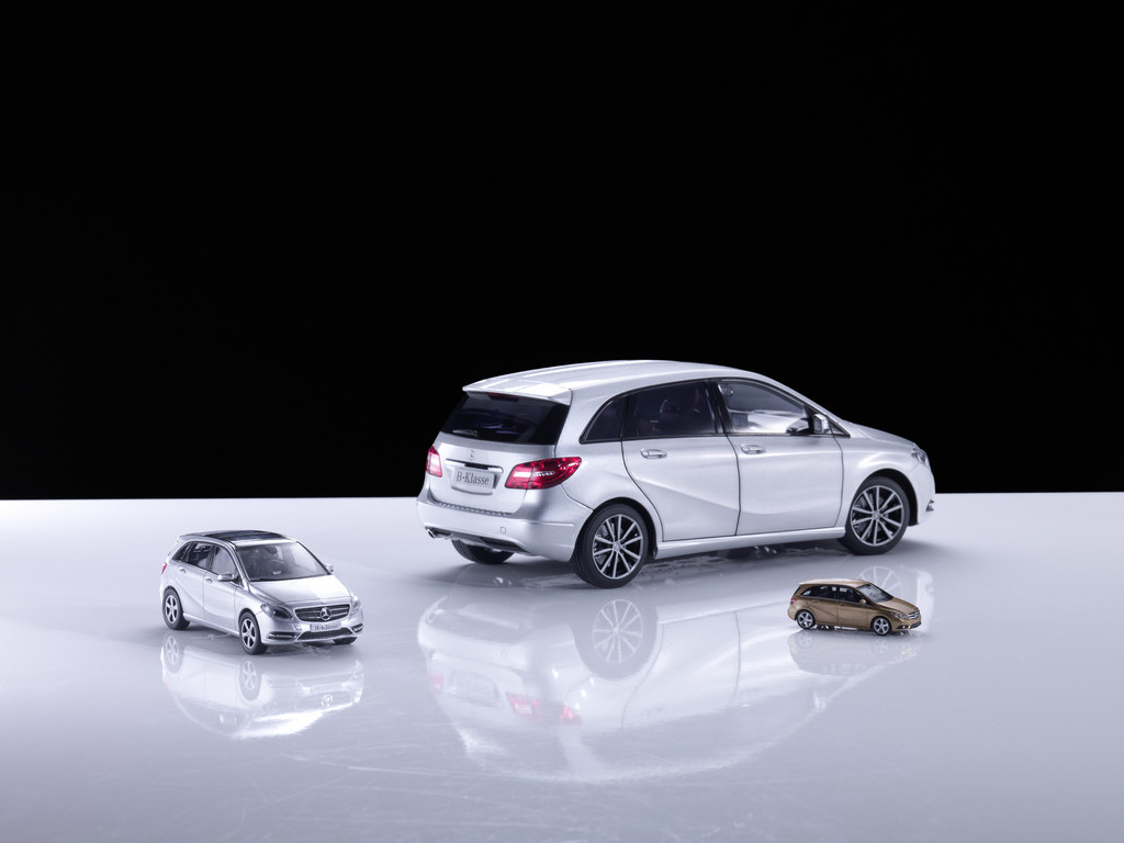 Mercedes-Benz B- und M-Klasse als originalgetreue Miniaturen