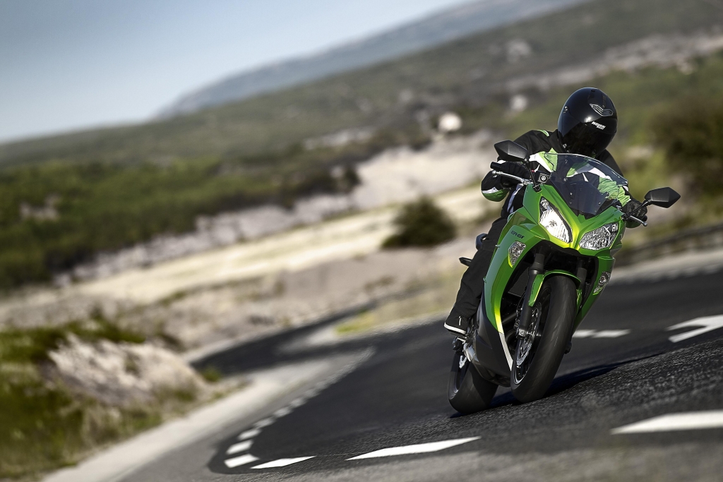 Motorrad Messe Leipzig 2012: Kawasaki präsentiert sechs neue Modelle