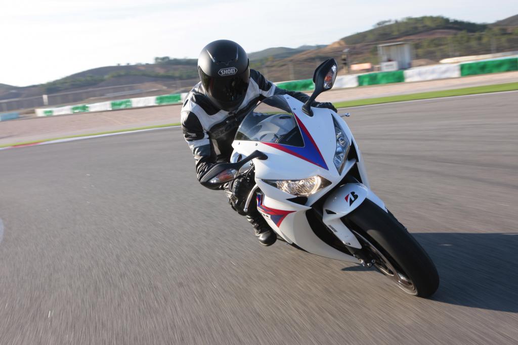 Motorradzulassungen - Minus im November, 2011 aber positiv