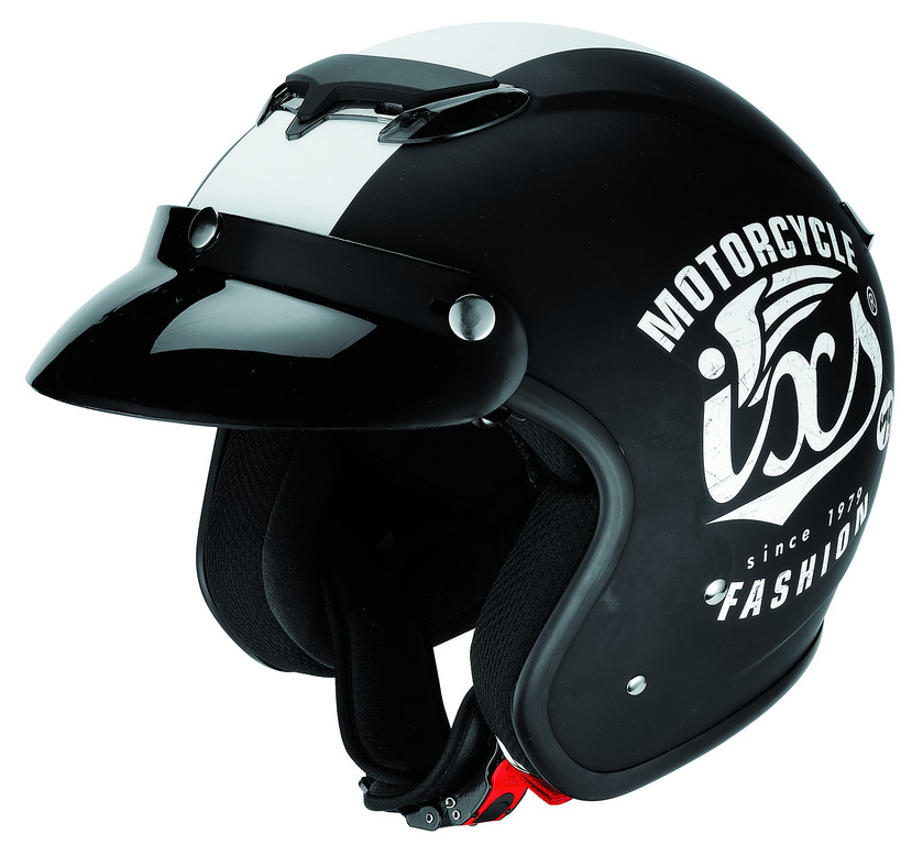 Neuer Rollerhelm von IXS