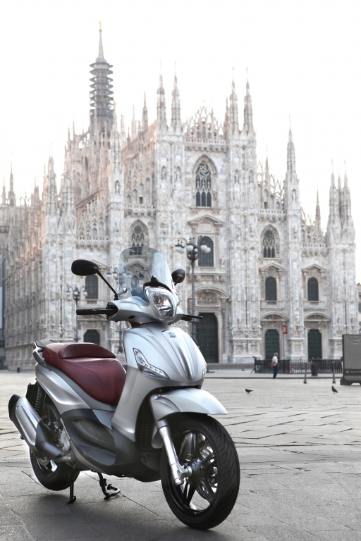 Piaggio bringt Beverly 350 mit Antischlupfregelung