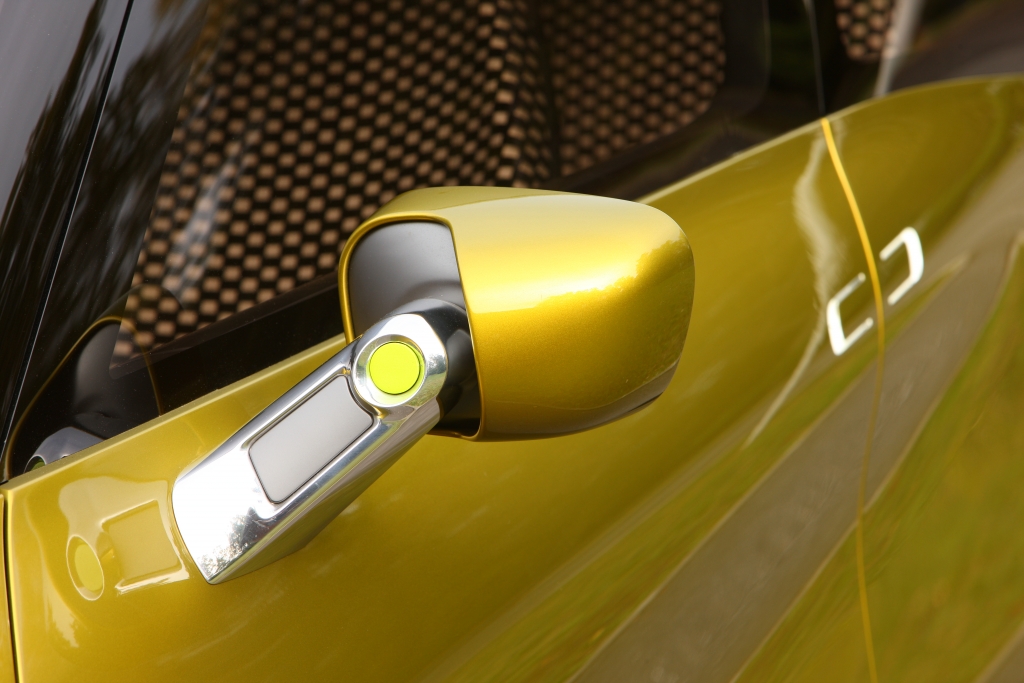 Renault Design - Stolzer Rhombus