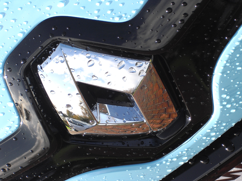 Renault Twingo: Das Markenlogo, der Rhombus, ist künftig viel markanter. 
