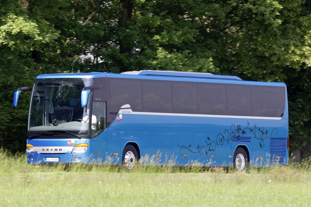 Setra-Busse mit Heckeinstieg