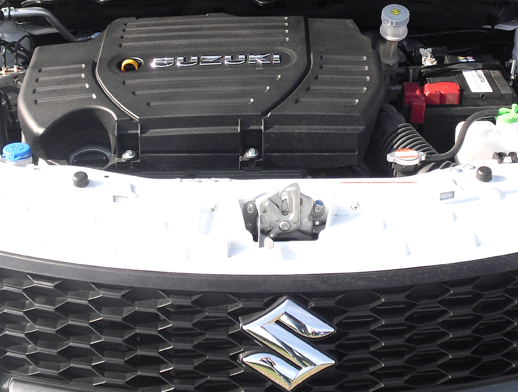Suzuki Swift Sport: Blick unter die Haube des 1,6-Liter-Benziners jetzt mit 136 PS. 