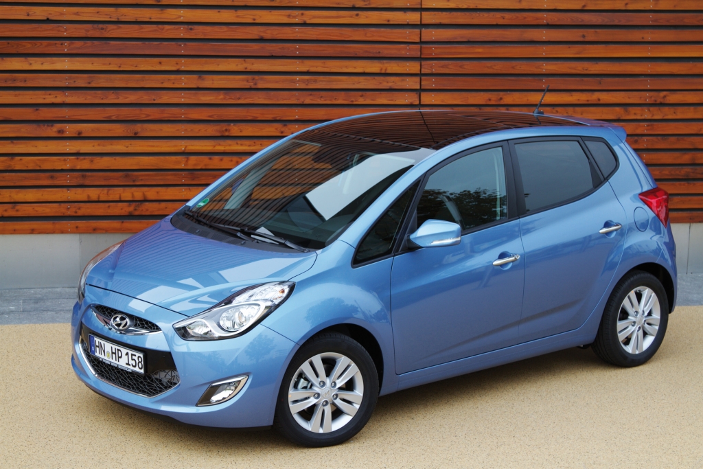 Test: Hyundai ix20 blue - Viel Platz, wenig Durst 