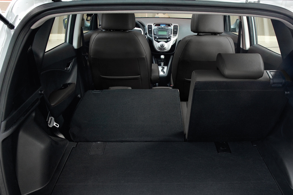 Test: Hyundai ix20 blue - Viel Platz, wenig Durst 
