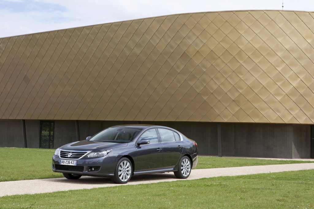 Test: Renault Latitude dCi 175 - Avantgarde ade