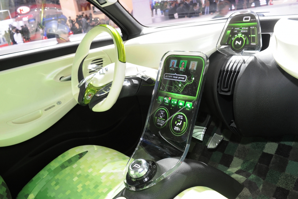 Tokio 2011: Suzuki Regina verbraucht rund 3 Liter