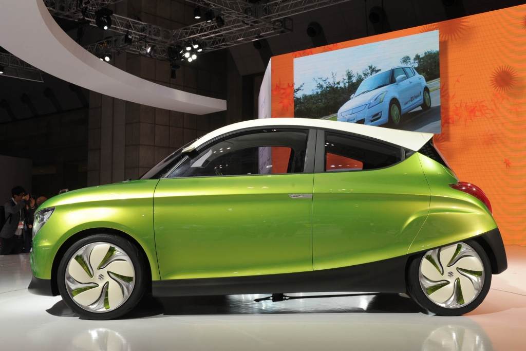 Tokio 2011: Suzuki Regina verbraucht rund 3 Liter