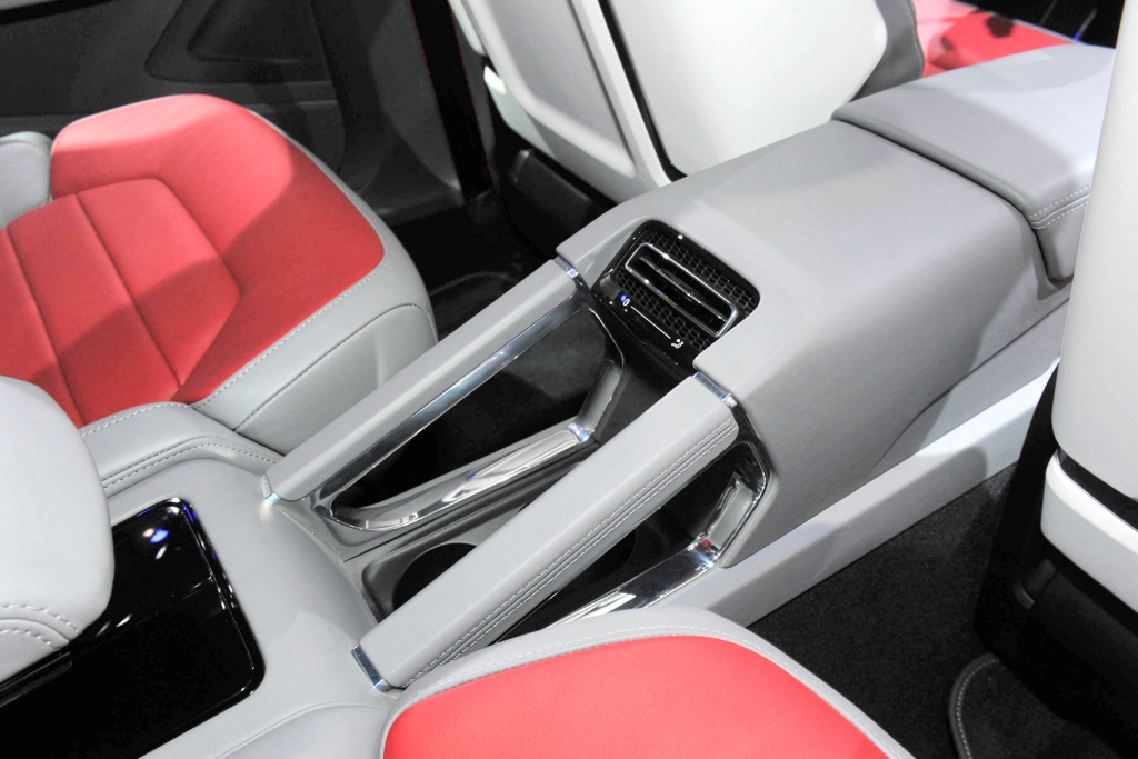 VW Concept Cross Coupé - Der Vierfach-Vorbote