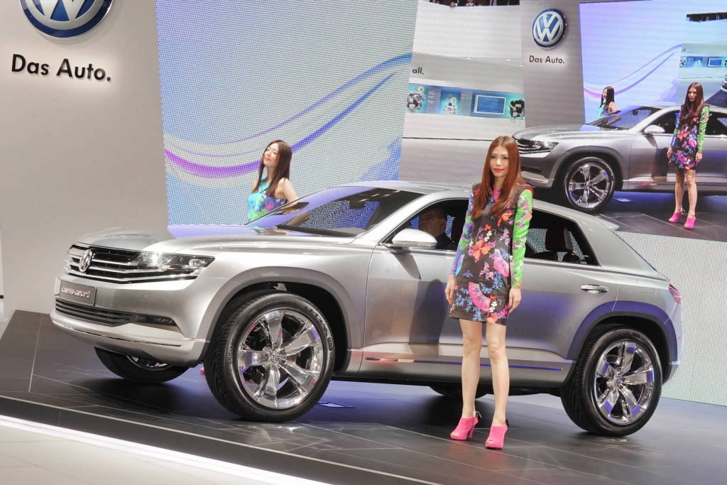 VW Concept Cross Coupé - Der Vierfach-Vorbote