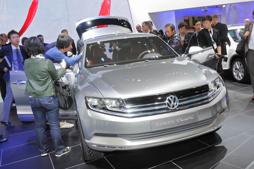 VW Concept Cross Coupé - Der Vierfach-Vorbote