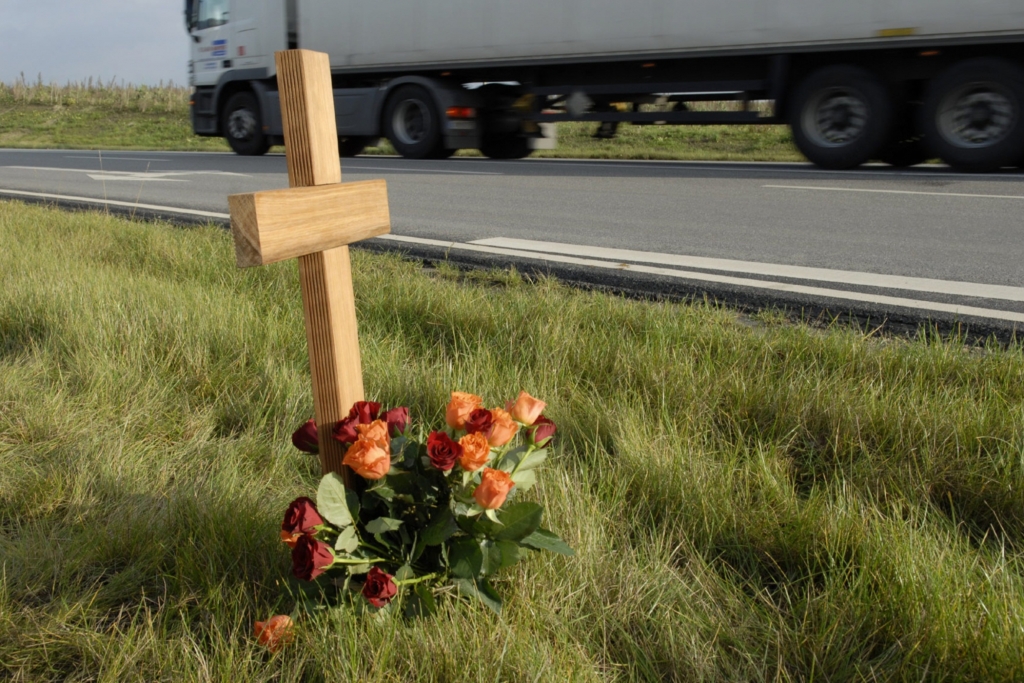 Verkehrsunfälle 2011 - Erstmals wieder mehr Tote