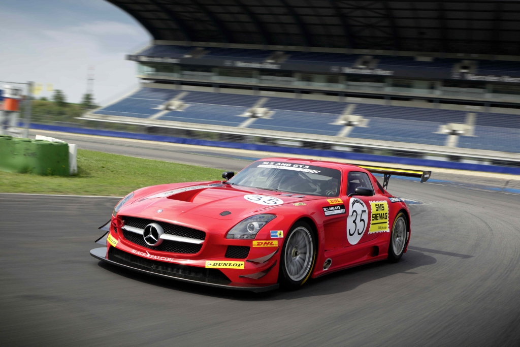 Video: Mercedes-Benz SLS AMG GT3
