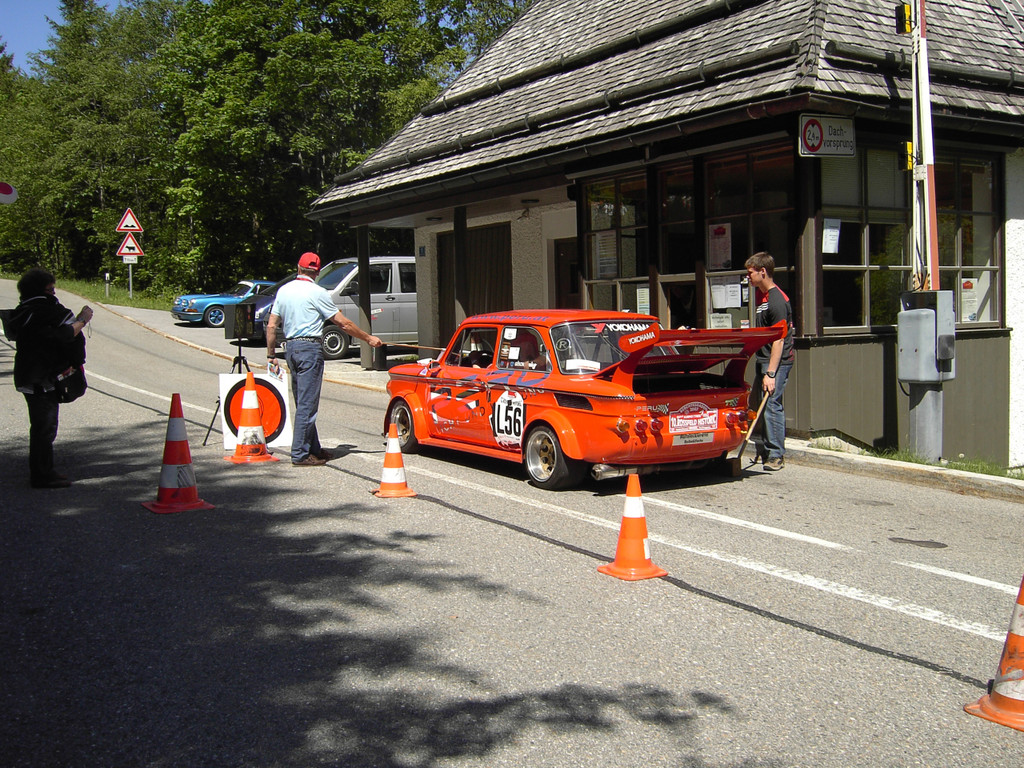 WürttClassic 2012: Rennatmosphäre am Rossfeld: Am Start ein NSU TT.