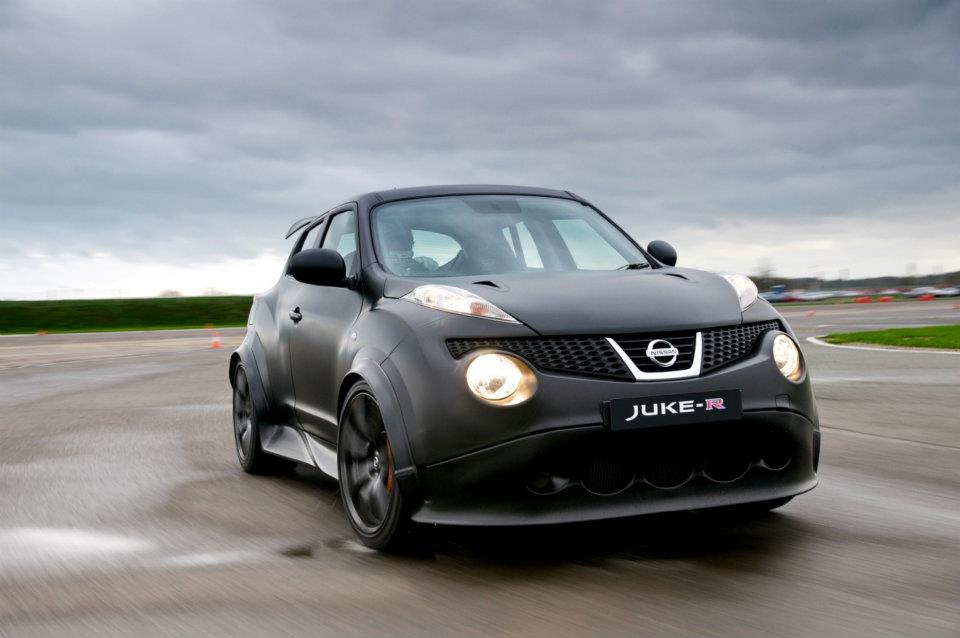 Weltpremiere Nissan Juke R - Schwarzer Kuglblitz | Foto: Nissan