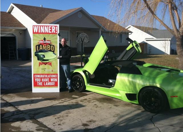 Wie gewonnen so zeronnen - Mann schrottet gerade gewonnenen Lamborghini 