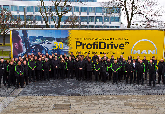Wirtschaftlicher Lkw fahren lernen mit MAN