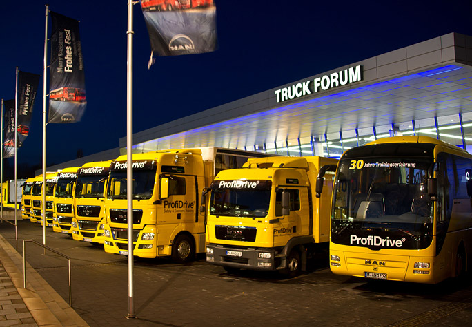 Wirtschaftlicher Lkw fahren lernen mit MAN