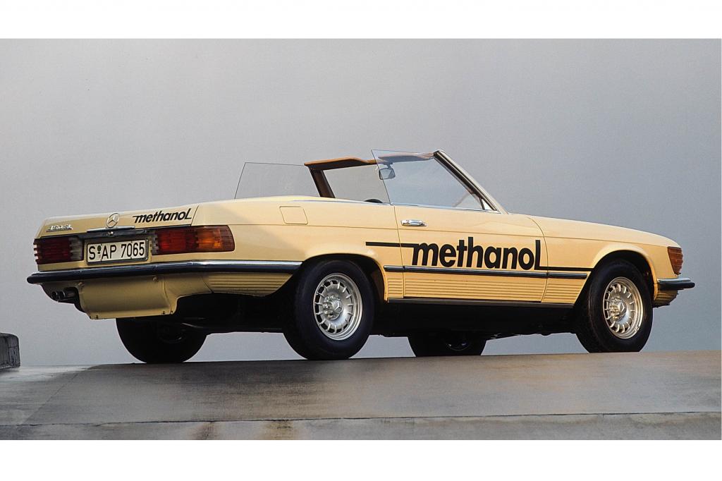 1974 experimentierte Daimler beim SL mit Methanol-Sprit